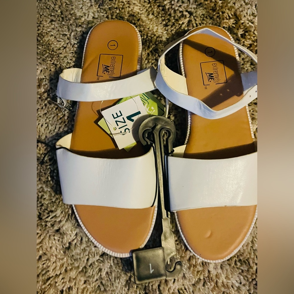 NWT Extremely Me Girls White Strap Sandals With Adjustable Buckle